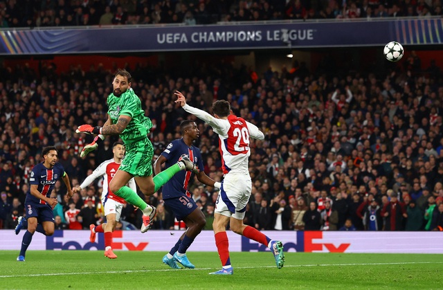 Thủ quân Saka lập công, Arsenal hạ gục PSG ở Champions League- Ảnh 2.