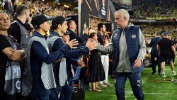 Vượt HLV Carlo Ancelotti, HLV Jose Mourinho lập kỷ lục mới